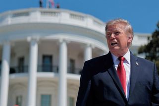 Trump vyhlásil ekonomickou válku Íránu. Hrozí každému, kdo Teheránu pomůže - Seznam Zprávy