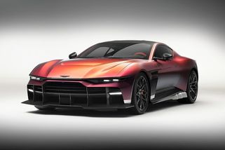 Aston Martin představuje nejvýkonnější supersport s dvanáctiválcem vpředu. Valen je jezdící brutalita - Garáž.cz