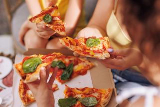Včerejší pizza. Zbytky jídel, které jsou druhý den rizikové - Novinky