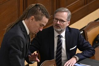 Bartoš ostře k Fialovi: Kdybys tenkrát řešil Blažka, mohl bys být furt premiér, ne influencer