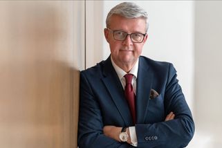 Havlíček pro Publico: Ať zbrojaři místo do Ferrari a fotbalu investují do vědy