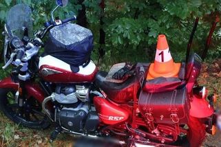 Motorkář na Jesenicku za hustého deště narazil do dodávky - Novinky