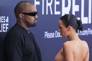 Je Bianca Censori týraná žena, která podléhá vlivu manžela Kanyeho Westa? Zeptali jsme se terapeuta - Proženy.cz