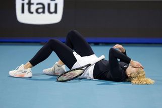 Tenisový bizár rozzuřil svět. Šampionka Siniaková musela ustoupit americké show