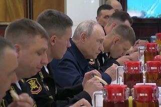 Video: Putinova past sklapla. Proč šéf Kremlu probudil starého nepřítele - Seznam Zprávy