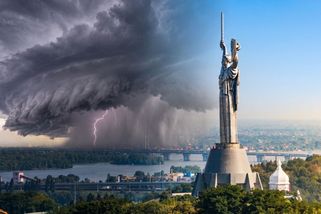 Největší krizi ukrajinského vedení svět přehlíží – na podzim nám všem ale řádně zatopí - Médium.cz