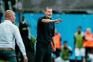 Nešlo vystřídat osm hráčů najednou. Priske po blamáži zuřil a přiznal průšvih