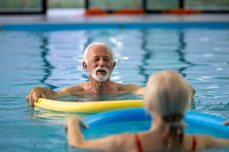 Lázně na podzim 2026 může zaplatit pojišťovna. S vyřízením začněte už teď