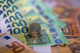 EK získala dalších 1,4 miliardy eur z výnosů ze zmrazených ruských aktiv | ČeskéNoviny.cz