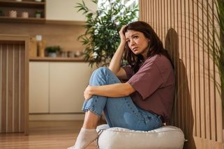 Nejde o peníze ani úspěch. Psycholožka vysvětluje, co skutečně vede ke štěstí - Novinky