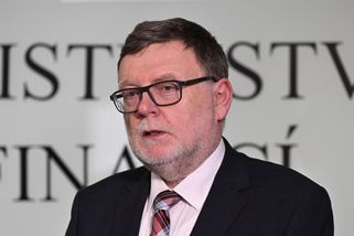 Eurostat opravil loňské hospodaření vlády, bylo ještě horší - Novinky