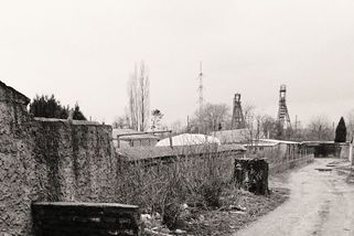 Zaniklá vesnice a důl, kde se fáralo pod kulomety - Médium.cz