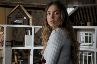 Sydney Sweeneyová se představí jako Pomocnice. Bestsellerový thriller míří na velké plátno - Novinky