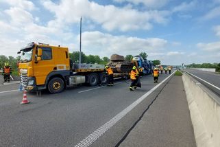 Obvinili řidiče kamionu z Litvy, který na D1 vtlačil fabii pod tahač s tankem - Novinky