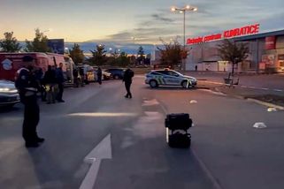 Zloději v obchodním centru v Praze nad ránem odpálili bankomat - Novinky