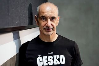 Je to borec, jásali fanoušci.