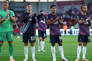 Utratili miliardy, ale zůstali pro smích. Pod hrůzný start Tottenhamu se podepsal i Kinský - Sport.cz