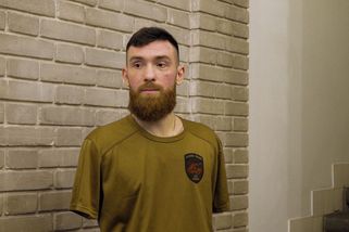 Ukrajinský mariňák Artem přišel o obě ruce. Sbírka mu má pomoci s návratem k normálnímu životu - Novinky
