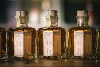 Státní zástupce podal obžalobu v případu investic do sudů whisky z Třebíče - Seznam Zprávy