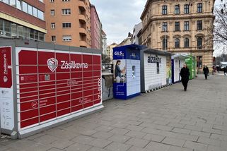 Dobírku chtěl zaplatit ve výdejním boxu, e-shop mu to neumožnil - Novinky