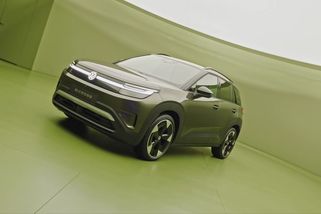 Volkswagen ukázal sympatické SUV nejen do města: ID. Cross je autem pro lidi a bez přešlapů - Garáž.cz