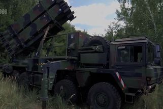 Záběry zmaru. Patriot stojí u kukuřičného pole, naposledy se z něj střílelo před deseti týdny - Novinky