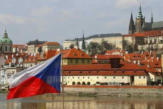 Česko nastavilo cizincům tvrdé síto. Většina zájemců přes něj neprojde