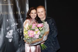 Šporcl a Kodetová jdou o dům dál. Svůj bungalov prodávají