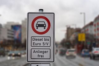 „Celé to šílenství začne znovu.“ Milionům dieselů hrozí, že si od roku 2030 nezajezdí