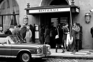 Retro kvíz o komunismu v Československu: Těchto 10 otázek o tehdejším životě musí zodpovědět každý pamětník. Jako úspěch berte i 70 %
