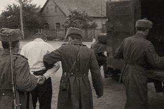 Když válka skončila, začalo zatýkání. Čechoslováci, které Sověti odvlekli do gulagu - Médium.cz