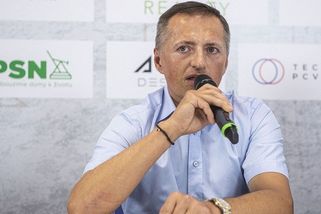 Vedení extraligy ostře reaguje na štědrou Dědkovu nabídku: V současné podobě není seriózní - Sport.cz