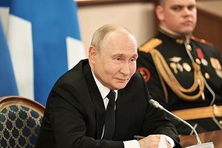 Putin odmítl mírové návrhy jako „exotické“. Rusko...