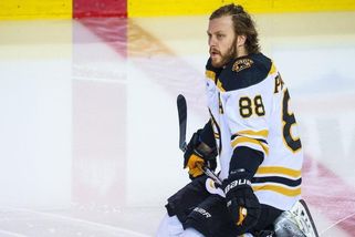 „Znepokojivé.“ Váhání Bostonu ohledně Pastrňáka vzbuzuje v zámoří rozpaky