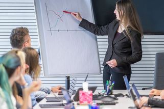 Experti: Svářeč z Filipín na české papíry čekat nebude. Radši půjde jinam - Seznam Zprávy