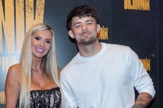 Bobina z Bachelora usedla za volant auta za 5 mega. Kolegové jen zírali