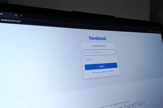 Zaměstnanec dostal firemní počítač s programem sledujícím čas na sociálních sítích a soukromou konverzaci