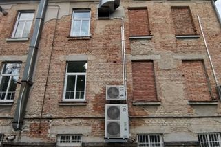 sinmed.cz/recenze/nemocnice-jaromer-videli-jsme-ledacos-ale-tohle-ne-729.html?utm_source=www.seznam.cz&utm_medium=seznam_distribuce&utm_campaign=lide