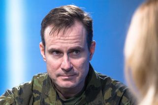 Řehkova dírka v zákoně. Do politiky jde jako aktivní voják, řešili jej personalisté