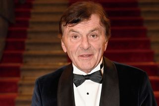 Pavel Trávníček šel do plavek a poslal pozdrav od bazénu