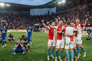 Baník opět baví fotbalem, ale má strašnou obranu. Slavia si jde pro titul - Médium.cz
