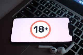 Porno s ověřením, kontrola zpráv. Nová pravidla mohou změnit Evropě internet - Seznam Zprávy
