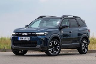 Inovativní čtyřkolka Dacie pro Duster a Bigster nemá obdoby! Ale ještě potřebuje doladit
