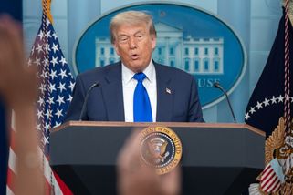 Putinovi zkrátím lhůtu pro ukončení války na Ukrajině, prohlásil Trump - Seznam Zprávy