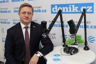 Bránit naši zemi by měla být čest, říká velvyslanec Ukrajiny v ČR