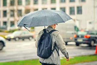 Meteorologové změnili předpověď, Česko čeká největší ochlazení za poslední týdny. Ve čtvrtek vytáhneme bundy
