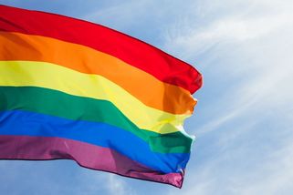 Maďarský parlament přijal zákon zakazující pochody LGBT+ lidí - Seznam Zprávy
