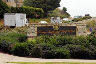 U Trumpova golfového klubu v Los Angeles zadrželi ozbrojeného muže - Novinky