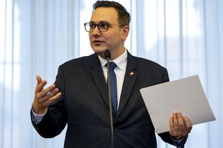 Ukrajina bez Ukrajiny. Lipavský zkritizoval americký mírový plán - Novinky