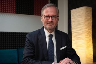 Fiala: Inflace se vrátí na 3 až 4 procenta, mzdy porostou o 5 až 10 procent - Novinky